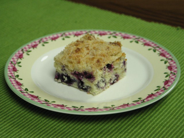 Blueberry cream cheese coffee cake, piece