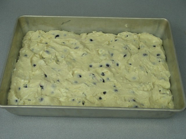 Blueberry cream cheese coffee cake, raw