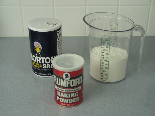 Flour in measuring bowl