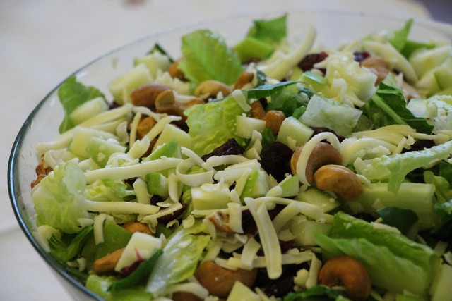 Romaine Cashew Craisin Salad Recipe