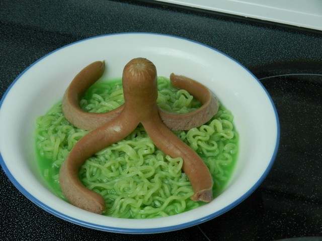 Octopus and Seaweed (Ramen Noodles and Hot Dogs) Recipe 