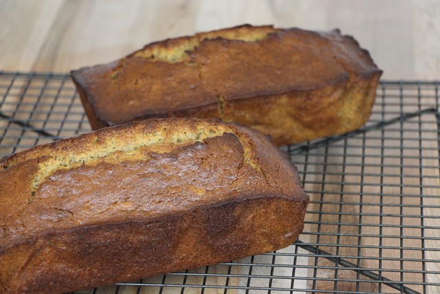 Banana bread recipe, homemade from scratch