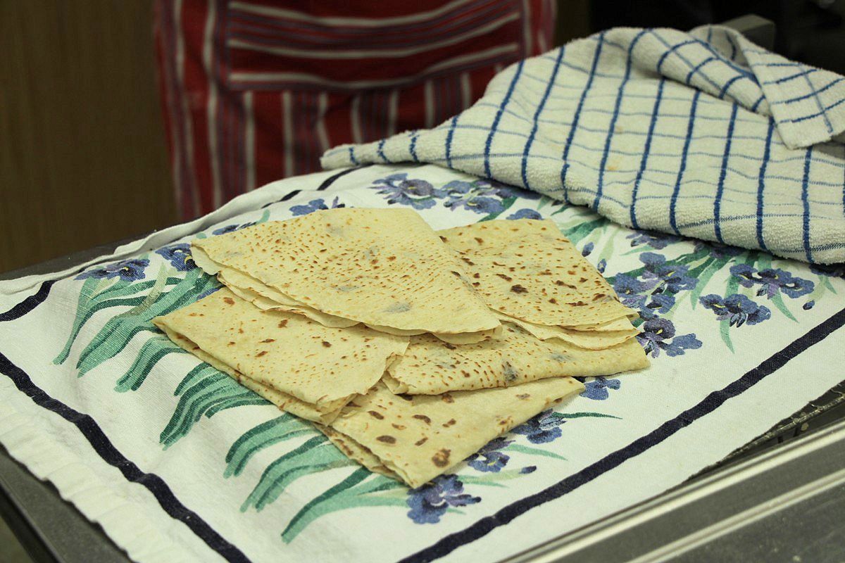 Lefse, finished baking