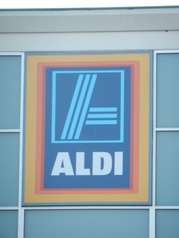 ALDI discount grocery store, Top 20 list of favorite products. They also carry natural foods, organics, and gluten free.