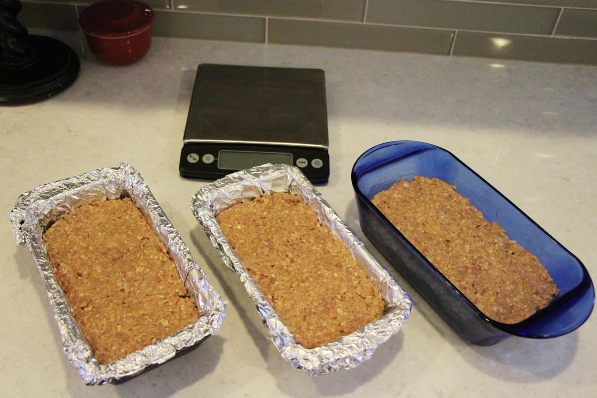 Making Grandma's old fashioned meatloaf recipe. Picture tutorial.